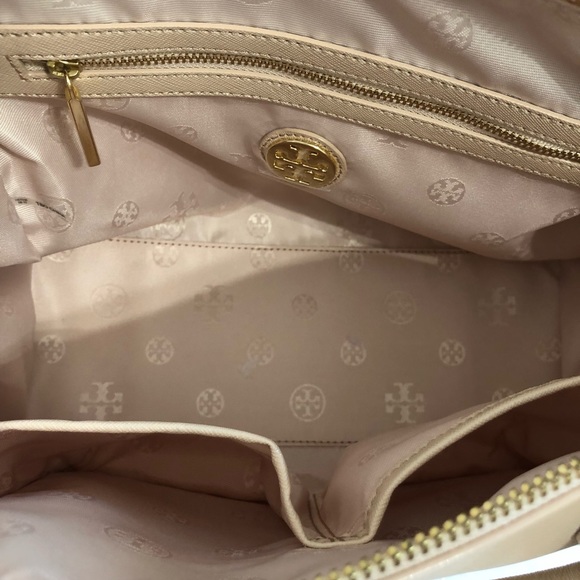 Tory Burch Satchel Bag. - Picture 4 of 5